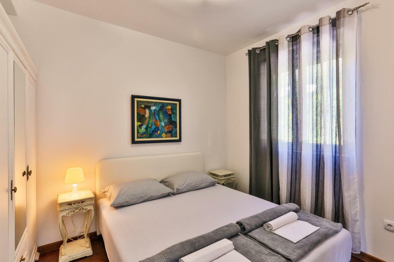 Apartmani Visum Sveti Stefan Esterno foto