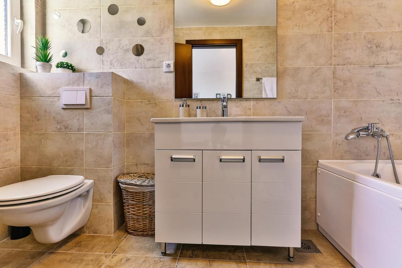 Apartmani Visum Sveti Stefan Esterno foto