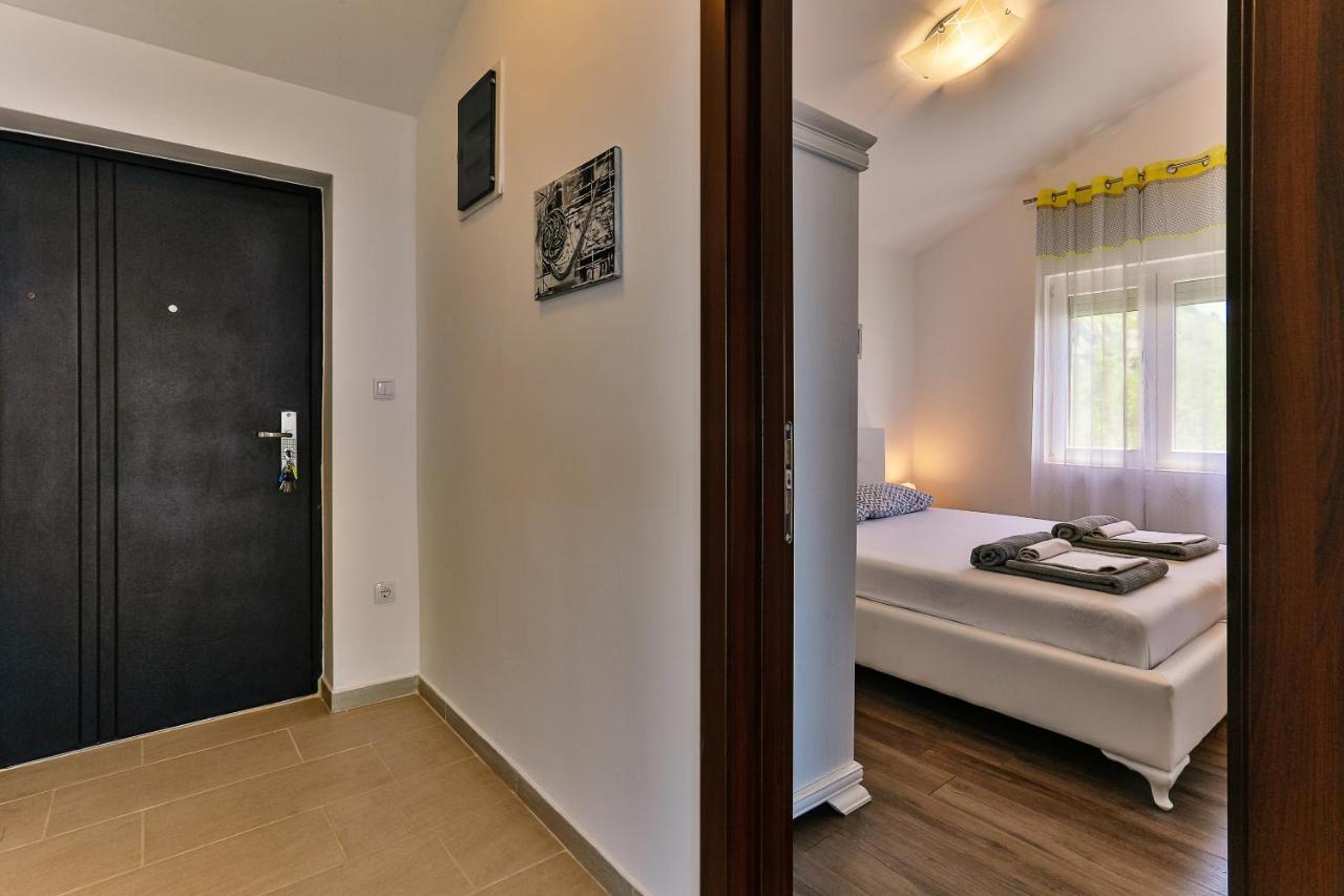 Apartmani Visum Sveti Stefan Esterno foto