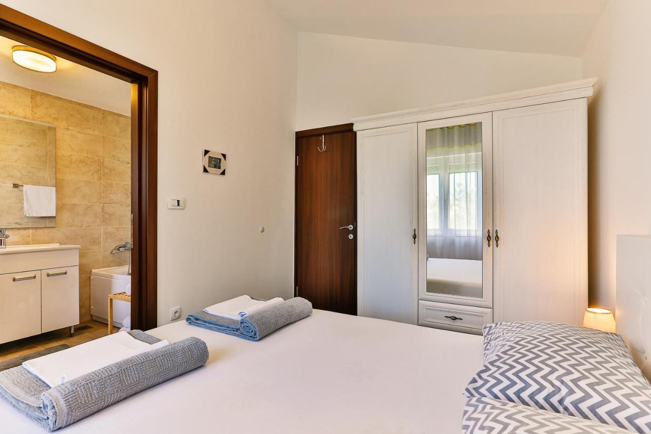 Apartmani Visum Sveti Stefan Esterno foto